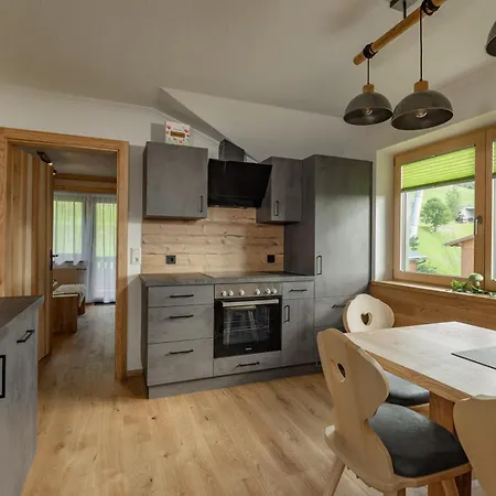 Mitterwallnerhof * シュラートミンク